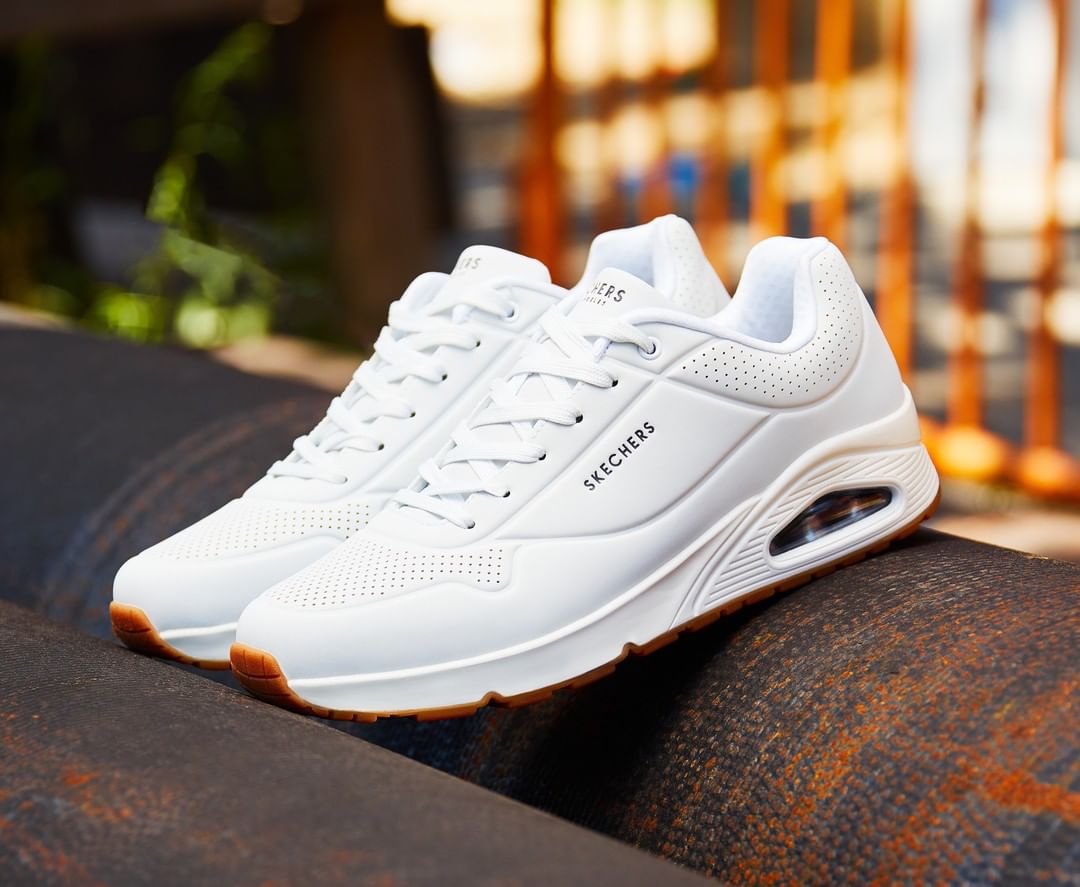 skechers uno white