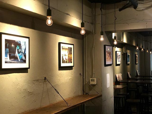 CARBONオープンしました‼️ 先日より <a href="/hikarufunyu/">Hikaru Funyu</a> さんの写真を展示しております🚲✨ 仕事帰りに是非ご覧ください🤗

今夜もたくさんのご来店お待ちしております🍻✨ #carbon_tokyo
#隠れ家バー
#bmx