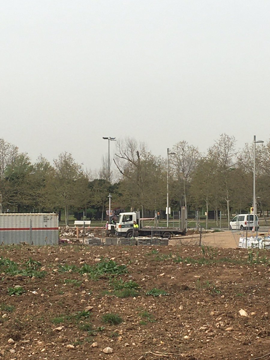 VeinsParcTGN's tweet photo. El Centre Penitènciari Obert de #Tarragona que s’està construïnt al #ParcFrancoli és un servei essencial que no es pot aturar durant la crisi del #coronavirus ? #ConfinamentCatalunya #ConfinamentTotal @albaverges @salutcat @justiciacat @gencat @TGNAjuntament @pauricoma https://t.co/5VO6uLJFf3