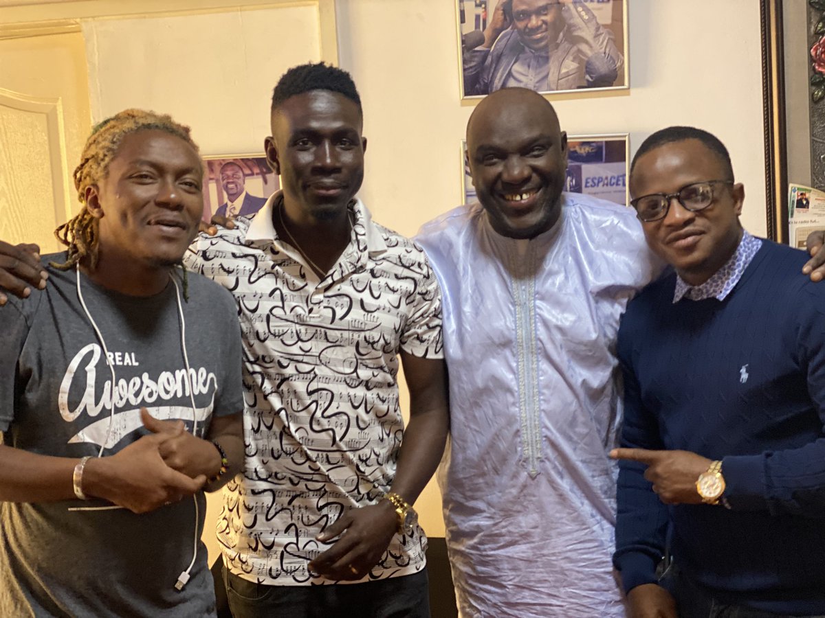 LamineGuirassy's tweet photo. Le groupe @BLZOfficiel224 est mon invité ce soir sur @espacefm_gn dans on S’lache dès 20h ce mercredi 18 mars 2020 #Espaceandfriends https://t.co/CRs77ckdtz
