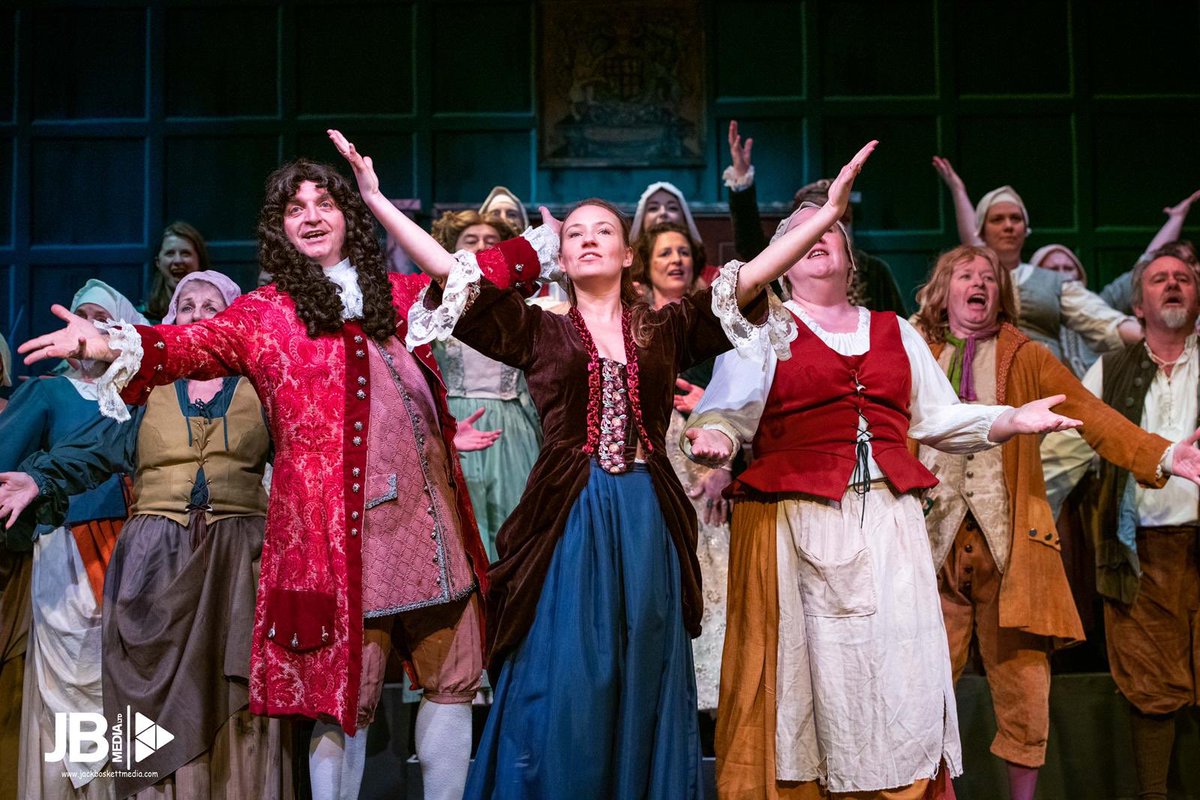 We are saddened to have to postpone the performances of Nell Gwynn due to COVID-19 but the health of our cast, crew and audience members is always our first priority. Look after yourselves and each other and we hope to see you all very soon! #stroud #cotswoldplayhouse