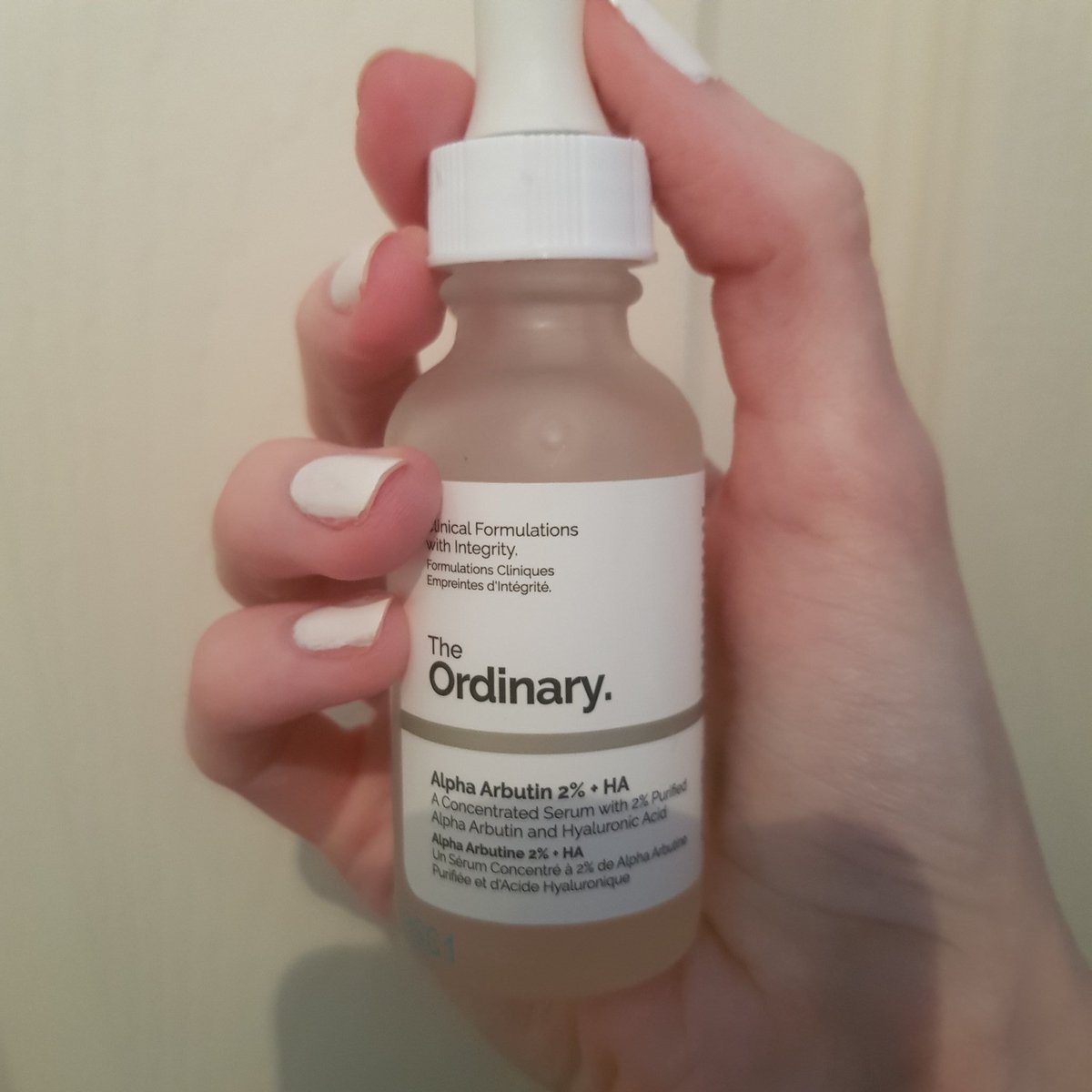 15.3.2020: three okay things • watching Midsommar with Marley (it's now on Prime!) • some spring-coloured tulips to brighten my bedroom • The Ordinary Alpha Arbutin serum saving me from angry stress-acne  #threeokthings  #seekingsunshine