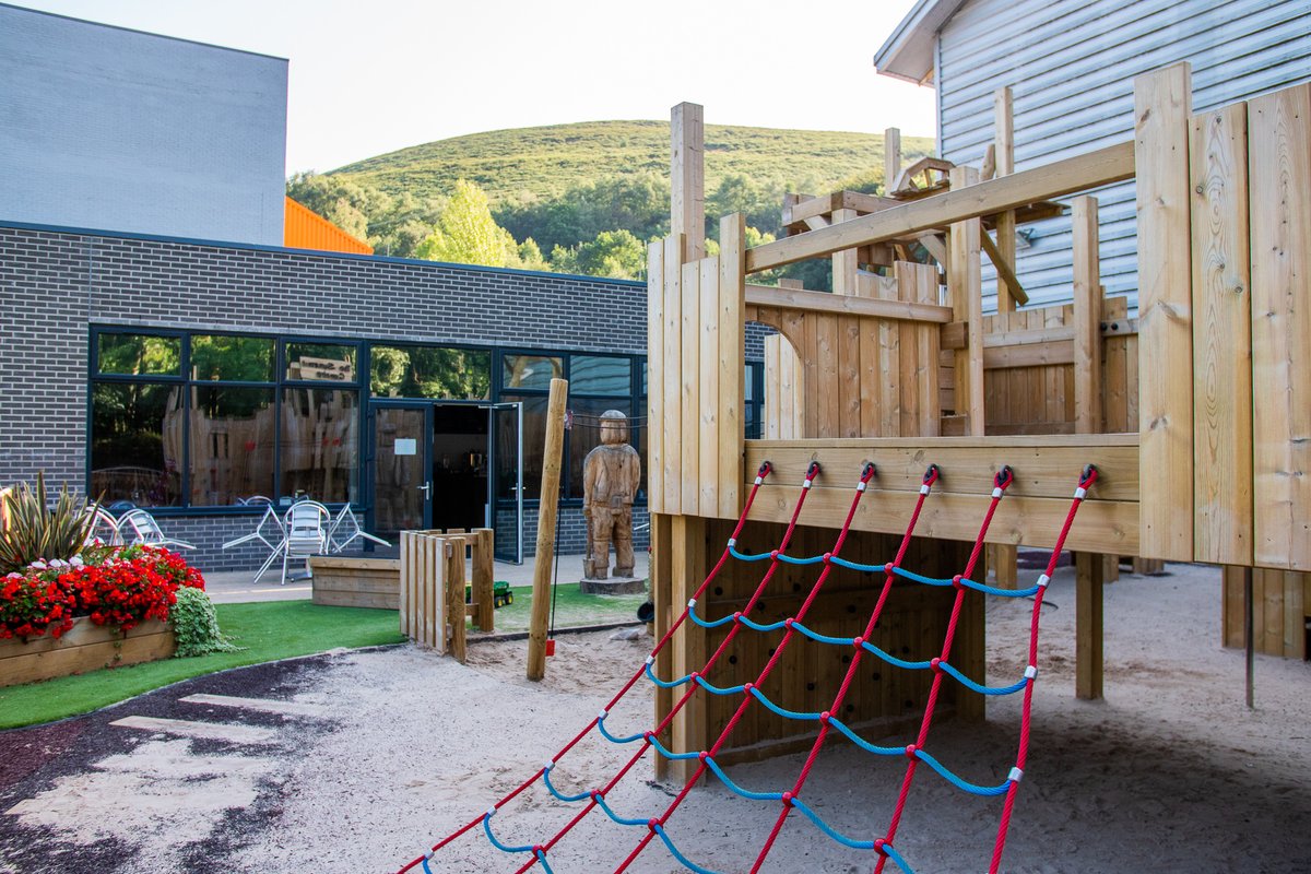 Summit Centre tweet media