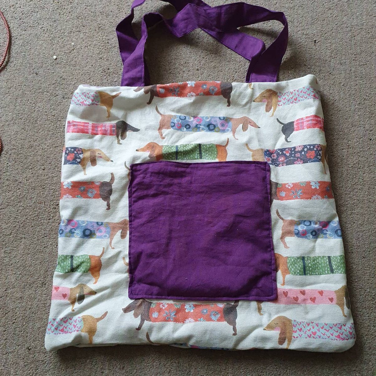 tantor26's tweet image. Its a strange time and i have one child who is not coping at all. So crafts/baking is the way.#staycalm