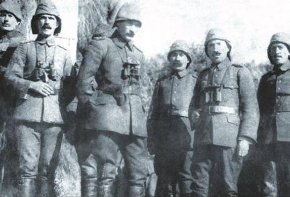 modahabercom's tweet photo. 18 Mart Çanakkale Zaferimizin 105. Yılında Gazi Mustafa Kemal Atatürk’ü ve bu vatan için canını veren tüm kahramanlarımızı saygı ve minnetle anıyoruz.
#modahaber #çanakkalezaferi #çanakkale #zaferimizkutluolsun #TekİhtimalZafer #18Mart #18Mart1915 https://t.co/GoHp0iLr1W