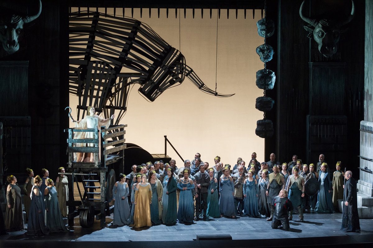 ▶ Ja has vist tot el que t'oferim a #ElLiceuACasa? Ja tens disponible els enregistraments de les òperes 'Turandot', 'Rigoletto', 'Norma' i 'L'enigma di Lea' per veure de forma gratuïta
👇
liceubarcelona.cat/elliceuacasa
#JoEmQuedoACasa