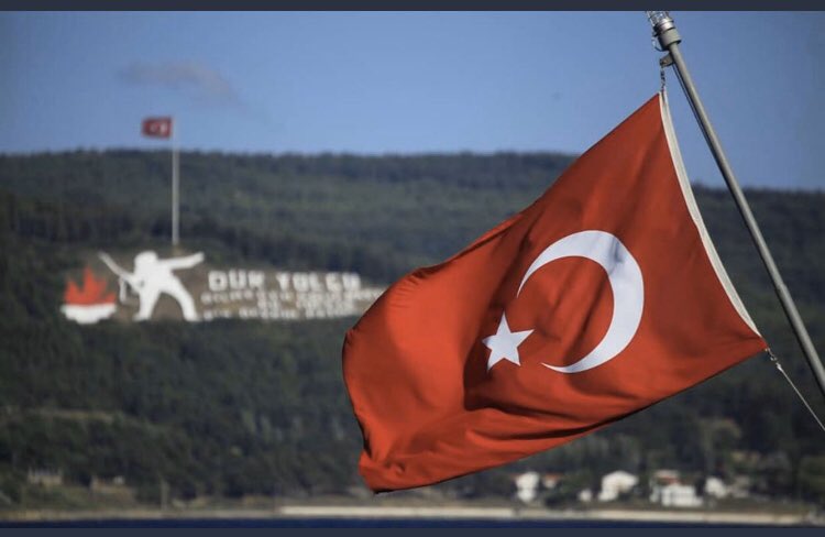 18 Mart Çanakkale Deniz Zaferi’nin 105’inci yıl dönümünde toprağın her bir karışını kanlarıyla sulayarak bize bu cennet vatanı armağan eden tüm Şehit ve Gazilerimizi rahmet ve minnetle anıyoruz. 🇹🇷#CanakkaleGecilmez #18martcanakkalezaferi