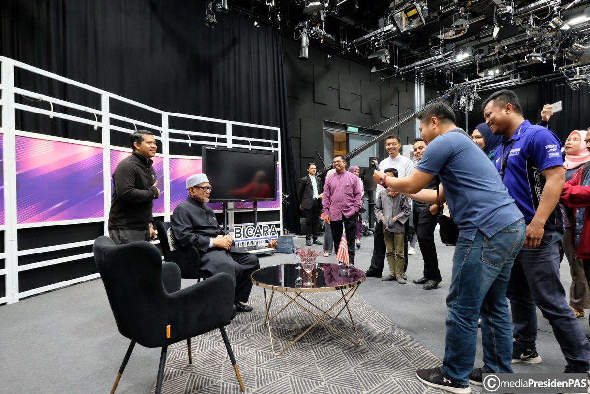 Terima kasih saya ucapkan kepada pihak RTM yang menjemput saya untuk berkongsi pandangan dalam Bicara Naratif: Kabinet Perpaduan Ummah.