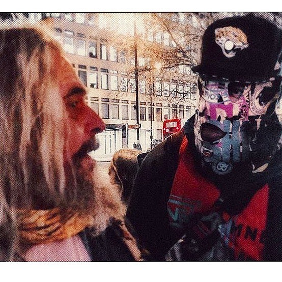 Big up @nickfromupnorth for capturing this moment with me top mate @therealdavebaby during the opening of @jealous_london opening show #maskUp #mashup ift.tt/2xP6JYj