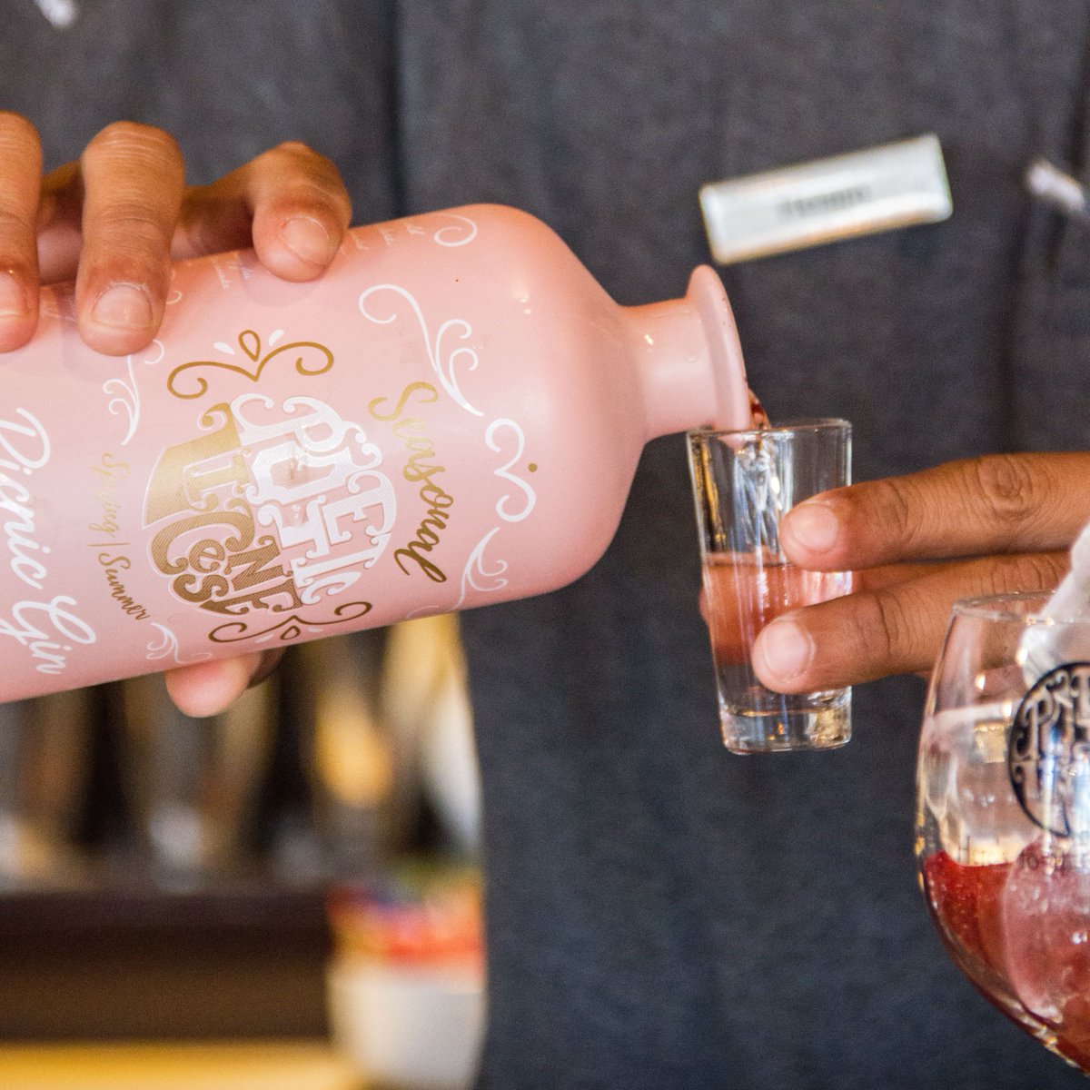 wcoast's tweet image. RT @PoeticLicenseZA: Cool down with us on this beautiful day!

Open 7 days a week: Mon-Thur 10 am – 6pm Fri &amp;amp; Sun 10am - 8pm
(022) 125 0568 info@poeticlicense.co.za

Here's to the wild spirits.

#PoeticLicenseDistilleryZA #GoodVibes #CraftGin #PortOwen #…