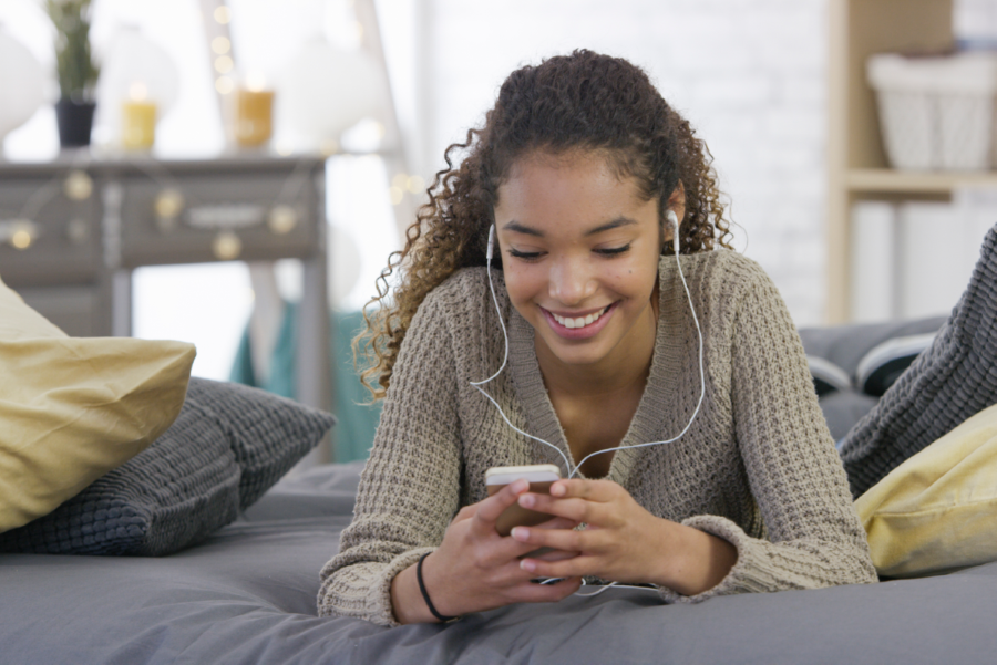 OrchaHealth's tweet photo. While we're sharing our #HealthTech recommendations for #COVID_19, we'd love to hear from you! π’ Are you using any great apps for #ConditionManagement, #SelfCare, accessing #NHS services or even keeping yourself entertained in #SelfIsolation? Let us know in the replies! π¬ https://t.co/vTw2rngR2f