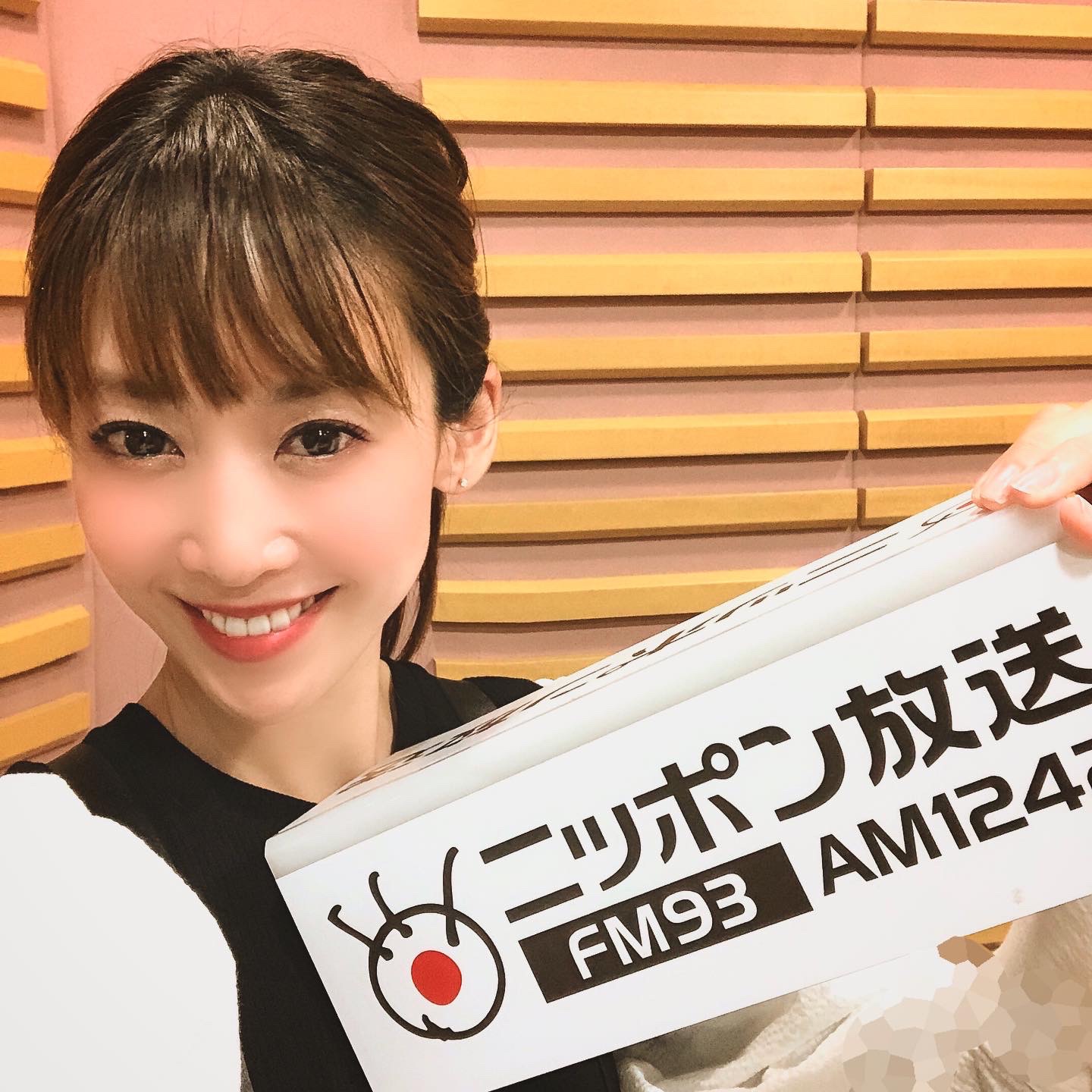 龍 真咲 今日radioあるよ お知らせもあるから聴いてね 龍真咲のmoonlightparty ニッポン放送 今夜21 30 です 今日から 暖かくなるのかな 早く 宝塚も再開してほしいですね
