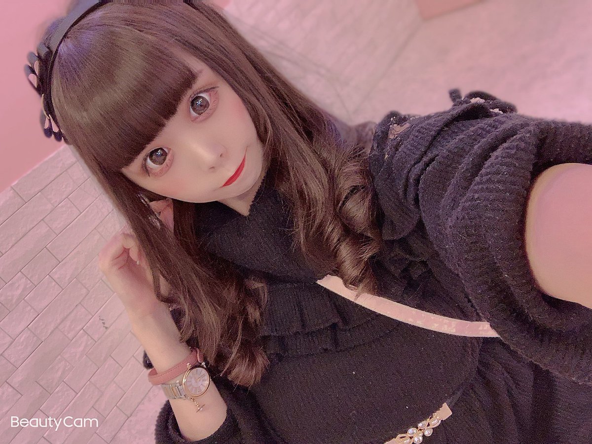 カロ いつものかわいいるな様から イメージが変わり まっくろくろすけでシックな大人女子 綺麗な前髪ぱっつんで巻き髪 お人形さんみたいでオシャレ オシャレなるな様は何でも着こなすナナちゃん人形みたい カロ いつものかわいいるな様から イメージが変わり まっくろくろすけでシックな大人女子 綺麗な前髪ぱっつんで巻き髪 お人形さんみたいでオシャレ オシャレなるな様は何でも着こなすナナちゃん人形みたい