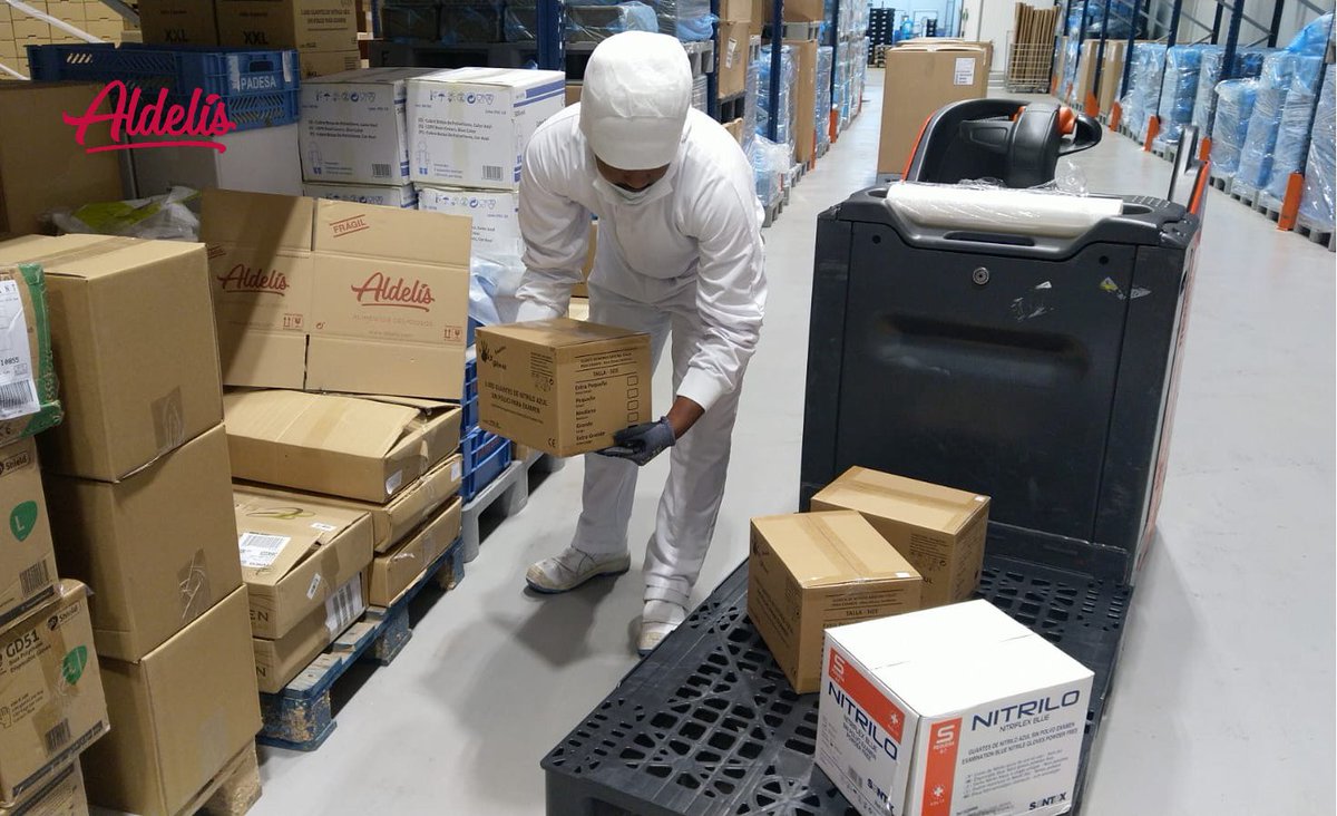 Hoy hemos donado mascarillas y guantes al Instituto Aragonés de Seguridad y Salud Laboral <a href="/ISSLA_Aragon/">ISSLA</a>. Este es nuestro granito de arena para ganar la batalla al COVID-19. 
🔸4000 guantes en total y 1000 mascarilas
#EsteVirusLoParamosUnidos #FrenarLaCurva