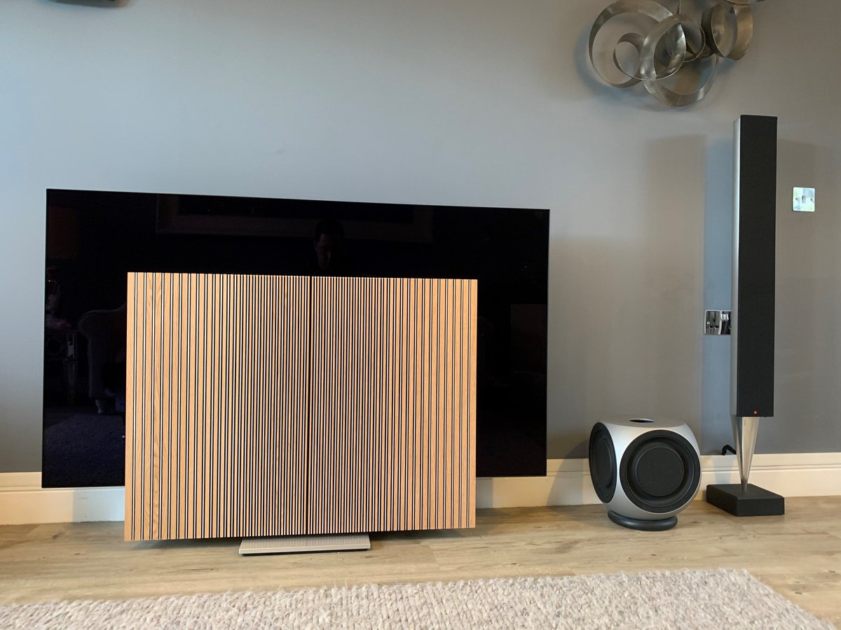 BeoShop_LSpa's tweet photo. Great way to start the week with this stunning install of a Harmony 65" TV along with the customers BeoLab 8000 Speakers and BeoLab 2 Subwoofer, I know what the customer will be doing while we are in Lock down:) https://t.co/lve7LdaBhY