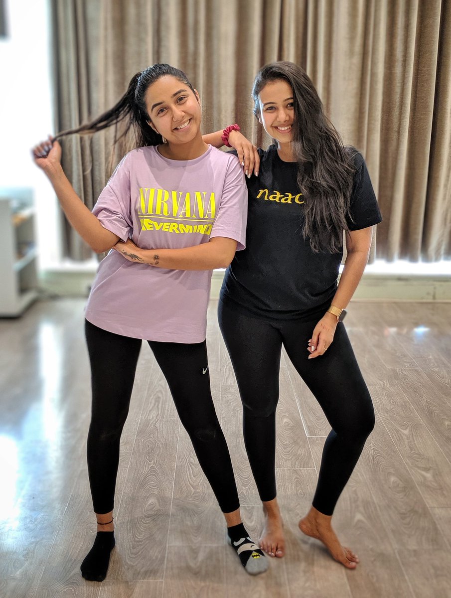 Team Naach (@teamnaach) on Twitter photo You Guys are Not Ready For this 😉
Are you ? <a href="/iamMostlySane/">Prajakta Koli</a> <a href="/Nicoleconcessao/">Nicole Concessao ☆</a>
#iammostlysane #teamnaach #newcollab You Guys are Not Ready For this 😉
Are you ? <a href="/iamMostlySane/">Prajakta Koli</a> <a href="/Nicoleconcessao/">Nicole Concessao ☆</a>
#iammostlysane #teamnaach #newcollab