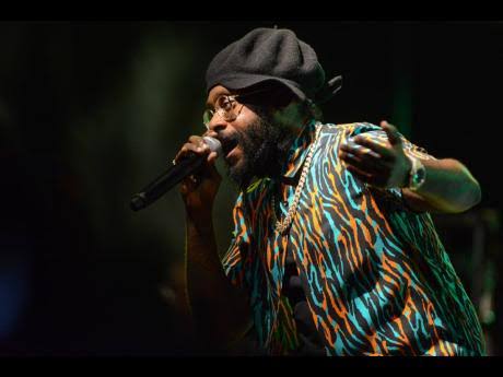 Protect me people Jah Nuh mek dem caught inna crossfire Protect me nation Jah Jah Cah we nuh waan me nuh long to nuh slaughta Protect me people Jah A Babylon start this wildfire Protect me nation Jah Jah Tarrus Riley - Wildfire