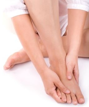 5 Causes of Pain on the Top of Your Foot
ow.ly/jCpg50yJ40K #foottrauma #tightfittingshoes #systemicdiseases #effectsofaging