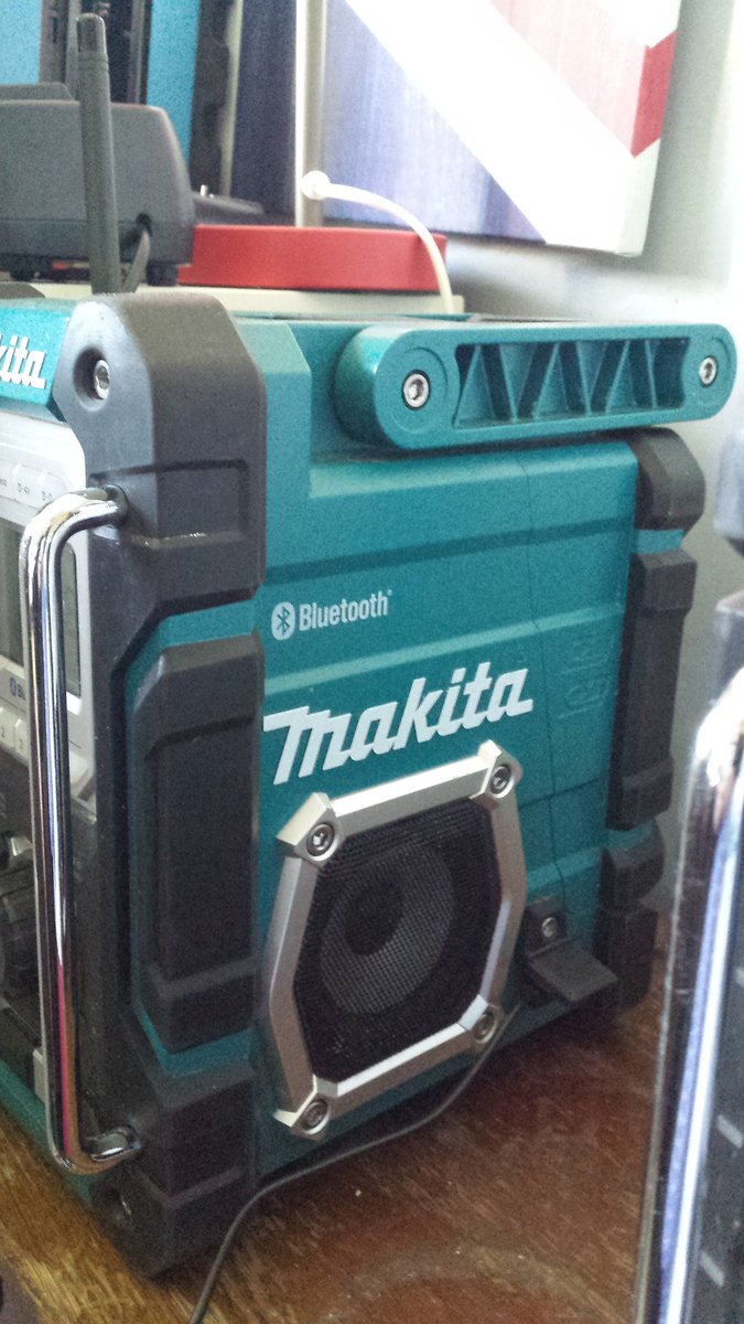 My new makira Bluetooth fm site radio Dmr 108