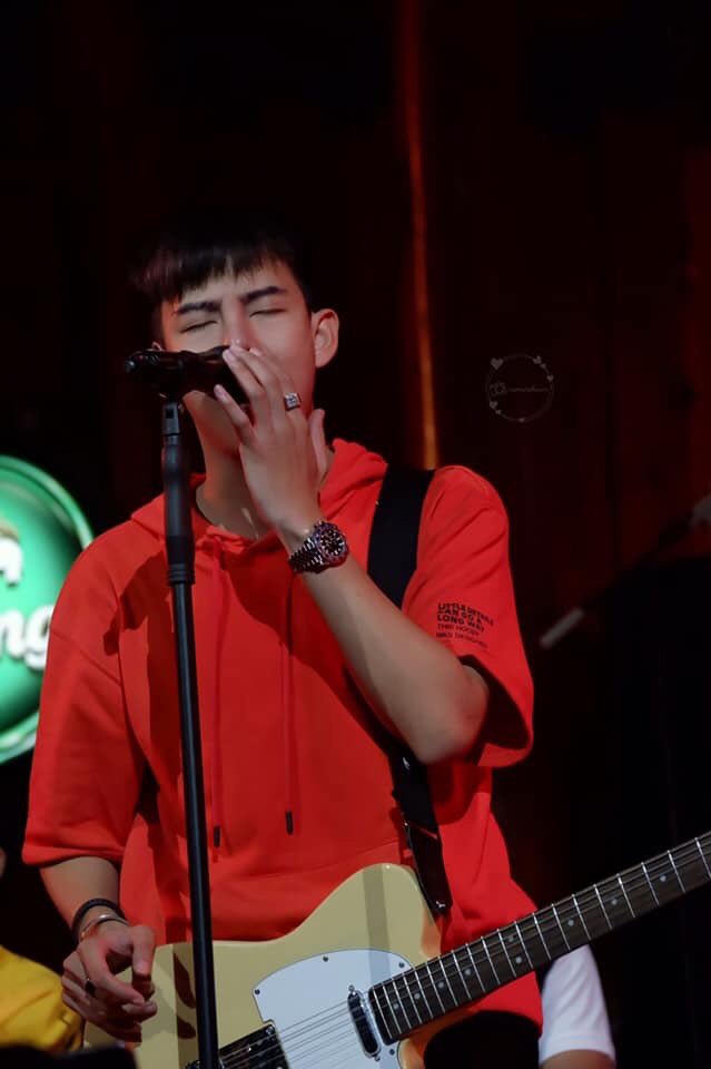 kidtungsamer_'s tweet photo. ไอ้ต้าวความรักกก💕
#ครูเต้ยอภิวัฒน์ #ครูเต้ย_อภิวัฒน์ https://t.co/cMMvYz719t