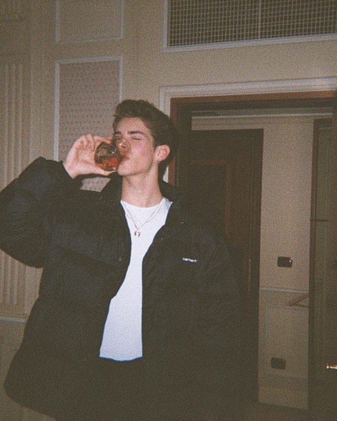 milan throwback