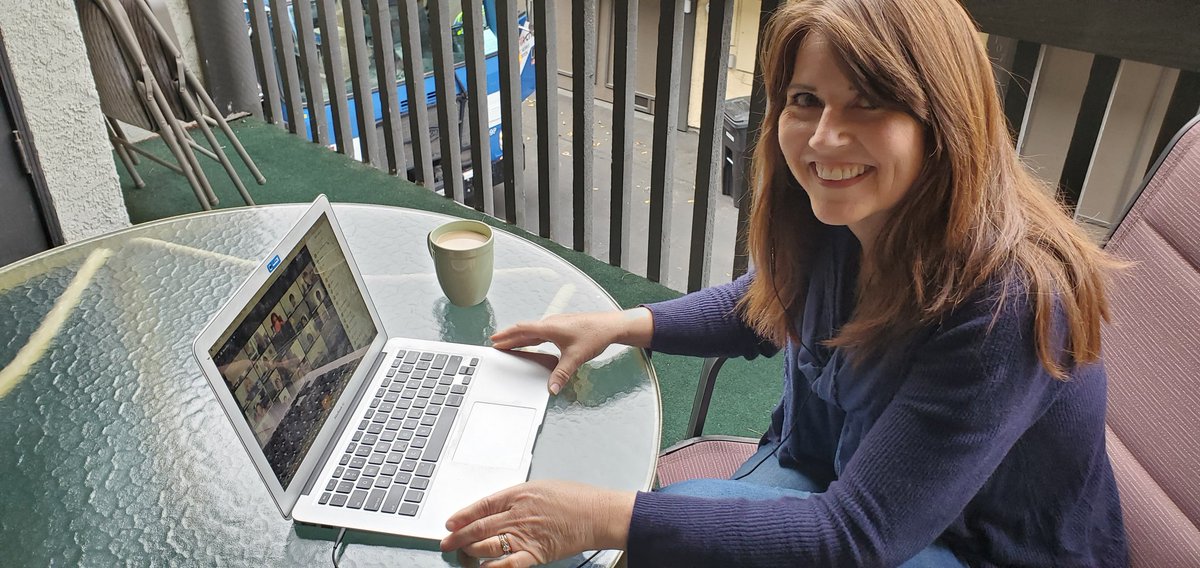 devonsmith67's tweet image. Innovation looks like... 5th grade teacher Shelley Smith (and many other educators) keeping the connection going via video conferencing with her classroom!  Students learning more future ready skills in the process... @smmusd