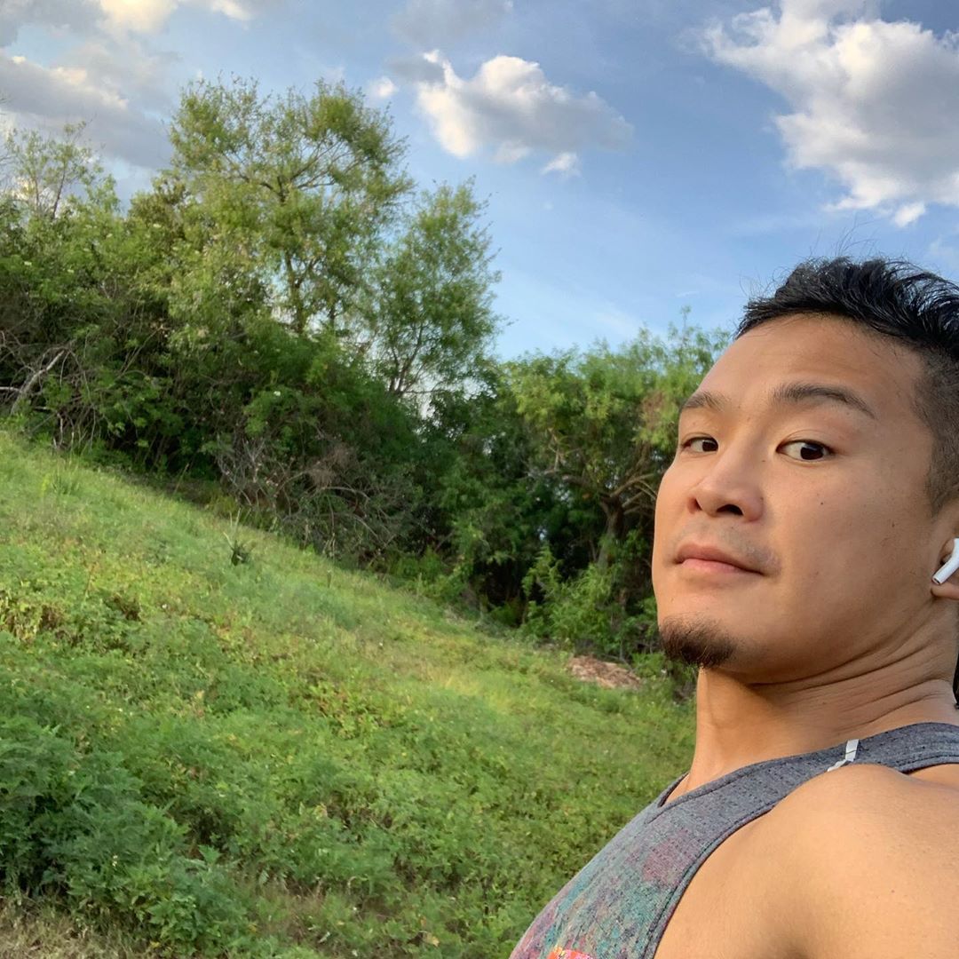 Been enjoying this early spring weather while trying to wrap my head around the promo of my opponent for this week on #Dystopia for <a href="/WWHEFed/">WWH</a>.

Think I might have a good start, a bit of the Dethklok has been helping. 🤘🤘🤘