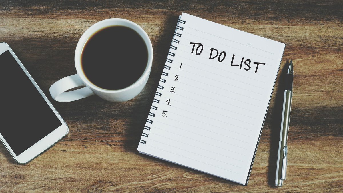 CritesAlexis's tweet photo. Something that I find helps me stay organized and get all of my work done is making lists! When I check boxes off I feel accomplished and ready to move onto my next assignment🥳                          #TXC20 #DCIM353b https://t.co/vLHMWsEm89