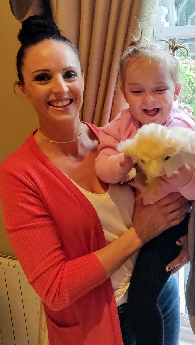 debraireland's tweet photo. Listen to @RTERadio1 #RayDarcyShow now. Rachel Reid talking about her #EBWarrior daughter Alana who's on tonight's #BigLifeFix https://t.co/dzJjB0eEKY

Text BUTTERFLY to 50300, donate €4 to DEBRA. DEBRA rec min €3.60. Provider: LIKECHARITY. Helpline:0766805278 https://t.co/U0XmMqFy6C