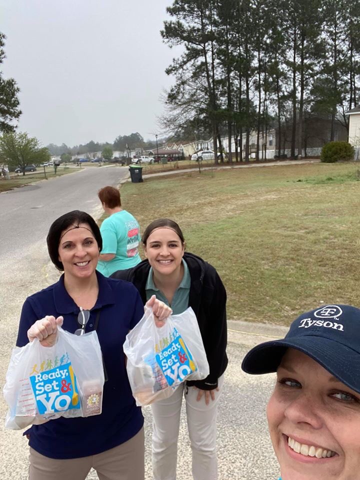 lexonefsn's tweet photo. But did we mention our #industrypartners and #districtstaff that have stepped up to the plate to help? We will be forever grateful for your service!
#LexOneFSNDelivers
#LexOneFSNMeals
#ServingThroughCOVID19
#FeedingOurFuture
@lexingtonone https://t.co/vdnuExCqZN