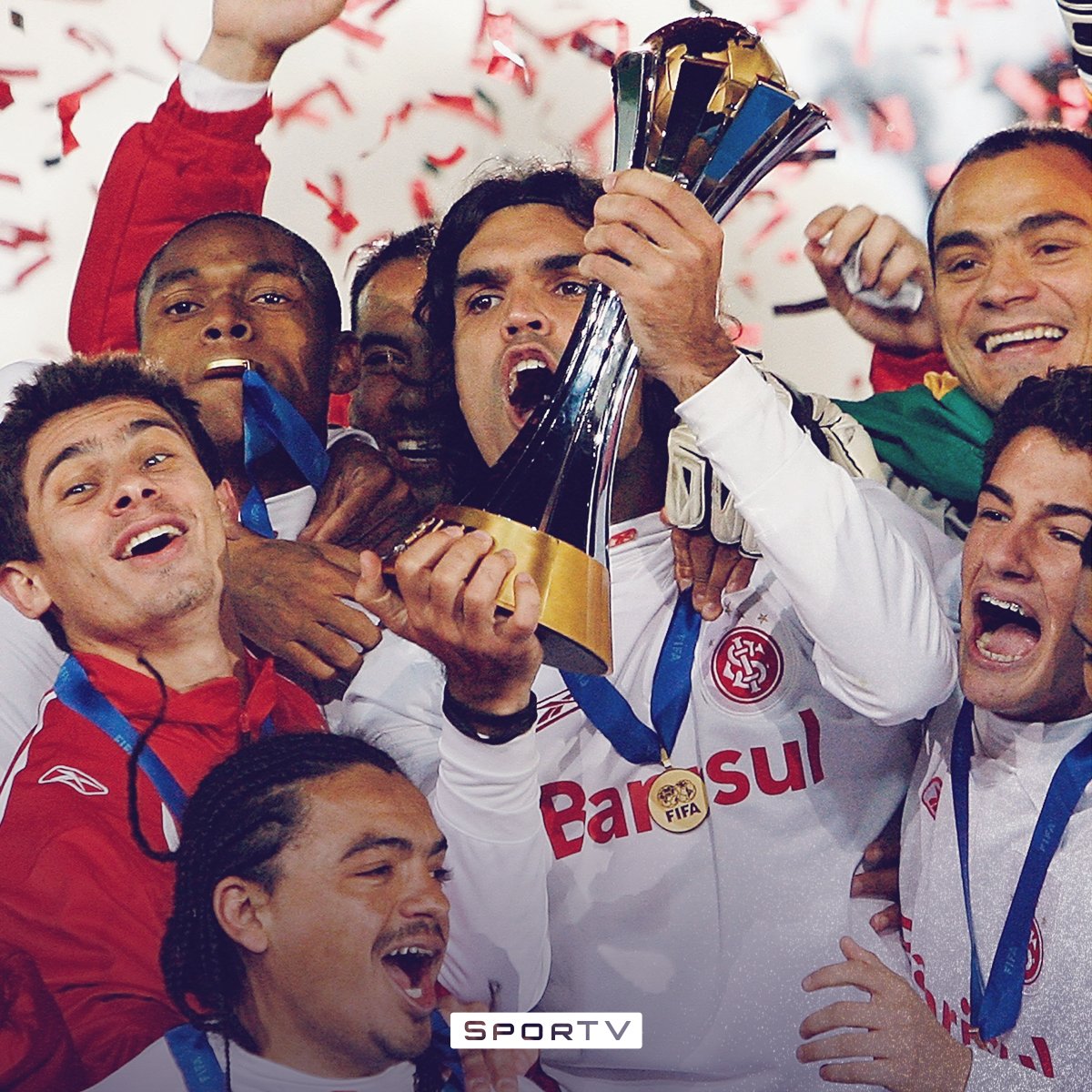 Fernandão completaria 42 anos hoje. Venceu muito no futebol e jamais será esquecido.