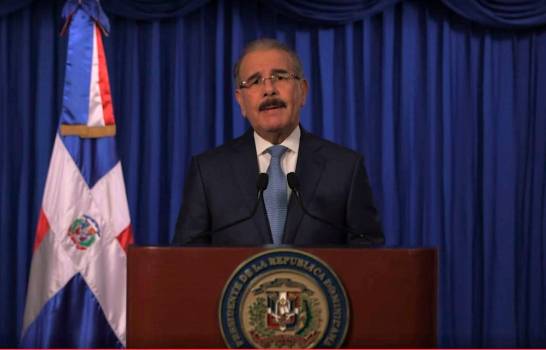 República Dominicana cancela vuelos, cierra comercios y decreta estado de emergencia metrord.do/do/noticias/20…