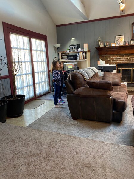 M_Lewert's tweet image. Just some of my cuties.  Missing them terribly!  Really love the pledge being done! 🇺🇸@joanne_shafer @WdbgSchools