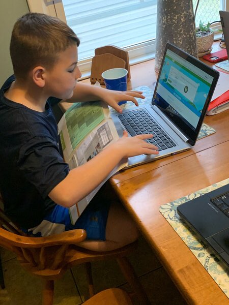 M_Lewert's tweet image. Just some of my cuties.  Missing them terribly!  Really love the pledge being done! 🇺🇸@joanne_shafer @WdbgSchools