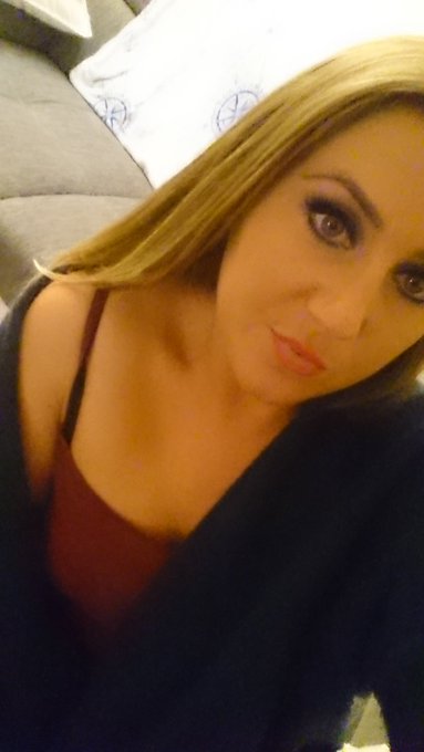 Hey S&uuml;&szlig;er ich w&uuml;nsche dir einen gesunden Mittwoch <3   https://t.co/mOTREPaRXP  visit my page darling<a href="/tag/camgirl"class="tags"><span>#camgirl</span></a><a href="/tag/versaut"class="tags"><span>#versaut</span></a><a href="/tag/heiss"class="tags"><span>#heiss</span></a><a href="/tag/geil"class="tags"><span>#geil</span></a><a href="/tag/geilerarsch"class="tags"><span>#geilerarsch</span></a><a href="/tag/bonniebanx"class="tags"><span>#bonniebanx</span></a>