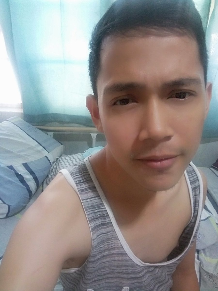 dheyshoppe's tweet image. Nakakafresh yung walang ligo ng isang lingo. 😜

#postOperation