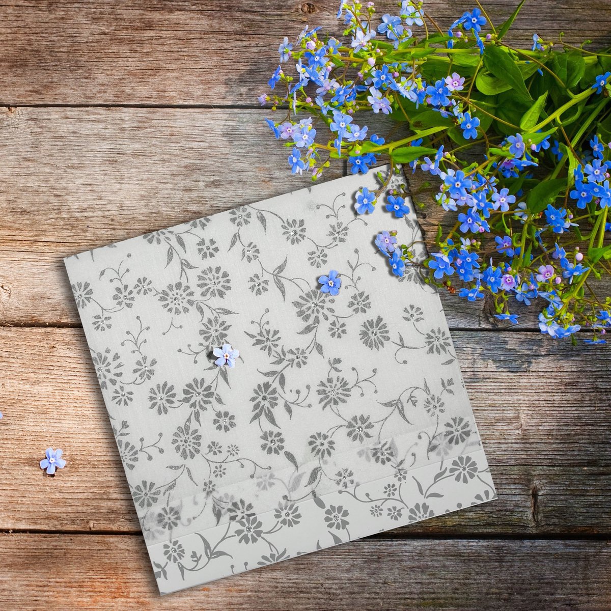 123WeddingCards's tweet image. Our #springinvitations are a wonderful opportunity for you to feature your favorite flower as an introduction to your celebration, we focused on bringing you the styles, designs, looks, and themes you hold so dearly to your heart. 

123weddingcards.com/floral-wedding…

#springinvitationcards