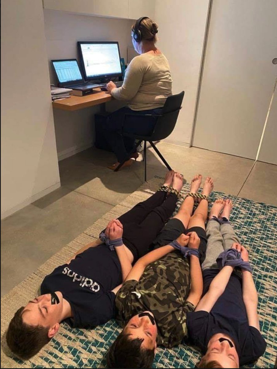 techierathore's tweet image. Meanwhile, Work from Home 😂😂 @brianlagunas @praeclarum @IrisClasson @JamesMontemagno @mcbeniwal @terrajobst @Udara_Alwis @thinkaboutnitin @abhishekkant