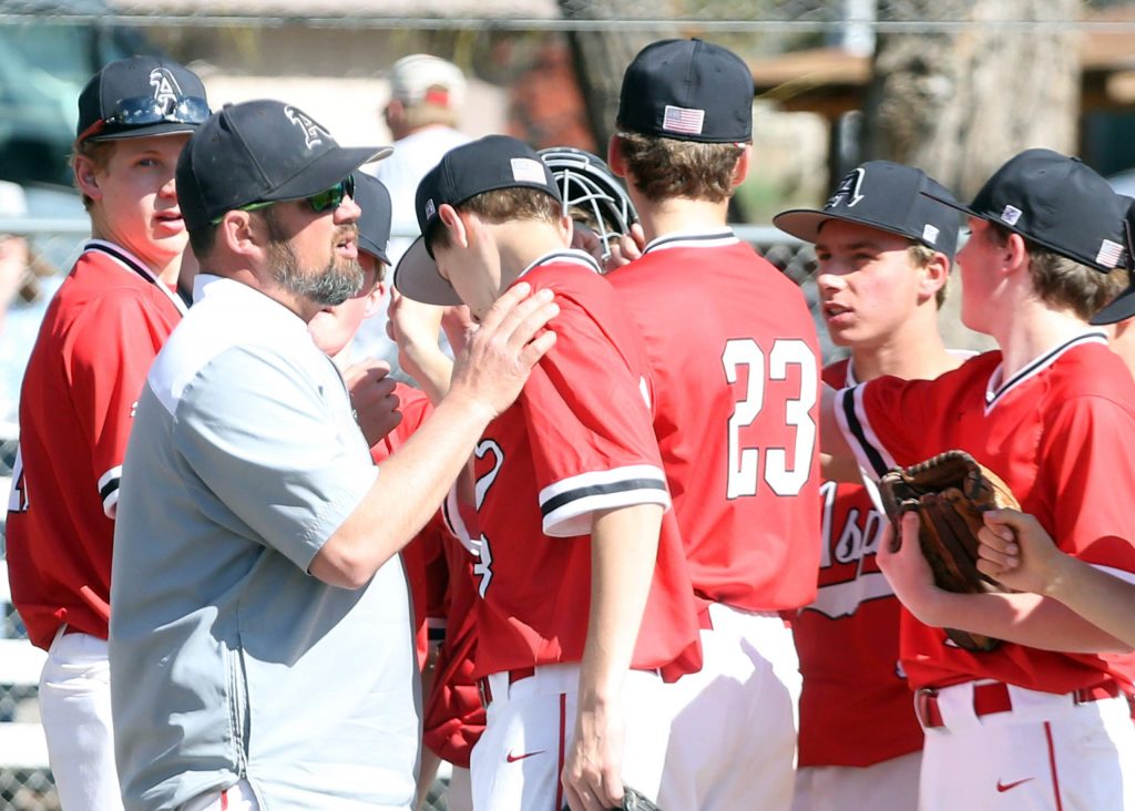 TheAspenTimes's tweet photo. "The decision had to be made in the best interest of all the student-athletes to postpone until we know more information” @CHSAA has extended the current suspension of all spring activities until April 18. #copreps
https://t.co/OVTAw2I9pG via @austin_colbert #COVID19colorado https://t.co/ZWFL8KG86C