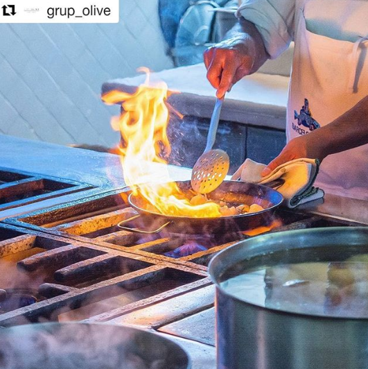 adisacooking's tweet photo. 🍳 @barcelonetarestaurant has been using their Adisa kitchen for decades now!
🍳 El restaurante #barceloneta de @grup_olive lleva ya décadas cocinando con su Adisa!
🍳 Le restaurant Barceloneta cuisine avec sa Adisa depuis de décennies !
🍳#cocinasmediterráneas https://t.co/rA5ehaVBwn