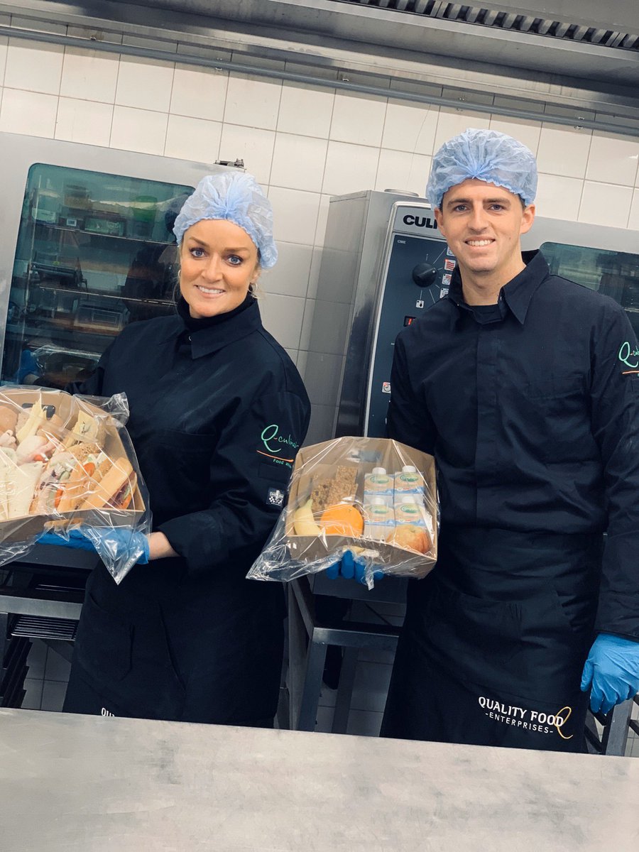Handen uit de mouwen! Voor het ziekenhuispersoneel! <a href="/HMCzorg/">HMCzorg</a> Antoniushove
Weer even terug op de werkvloer bij mijn oude werkgever <a href="/QCulinair/">Q Culinair</a> 

Later meer......