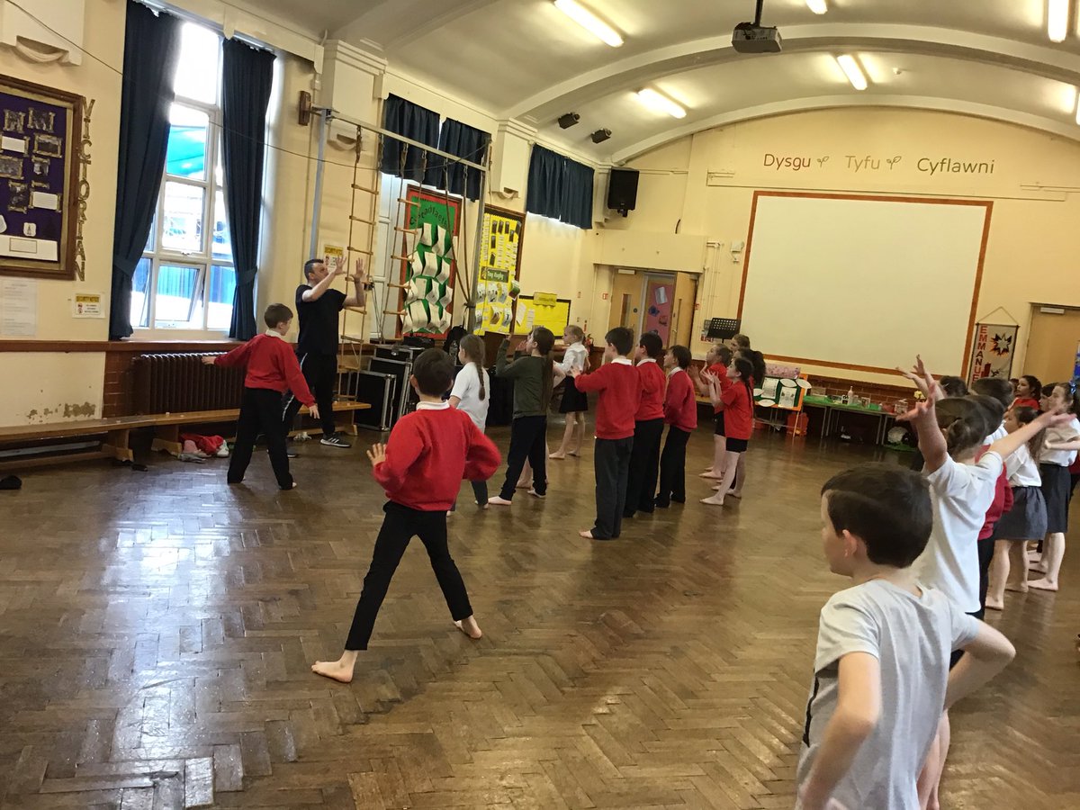 MrsRoose1's tweet photo. @MrsRoose1 Having fun dancing with Dan Constanzo https://t.co/LcC6WEsDGM