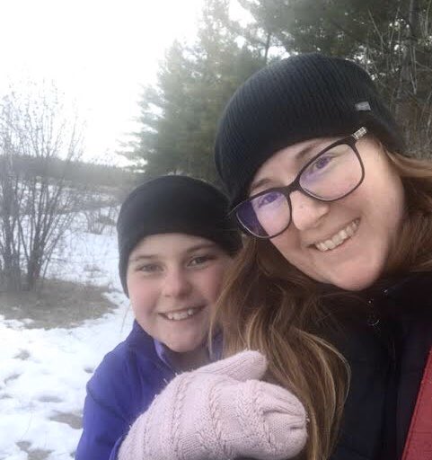 uprunningguelph's tweet image. Michelle from our Up and Running community took in some fresh air while enjoying a beautiful #SoloButSocial lakeside walk with her daughter and their dog yesterday⁣!
⁣
#TakingStepsTogether #ApartButTogether