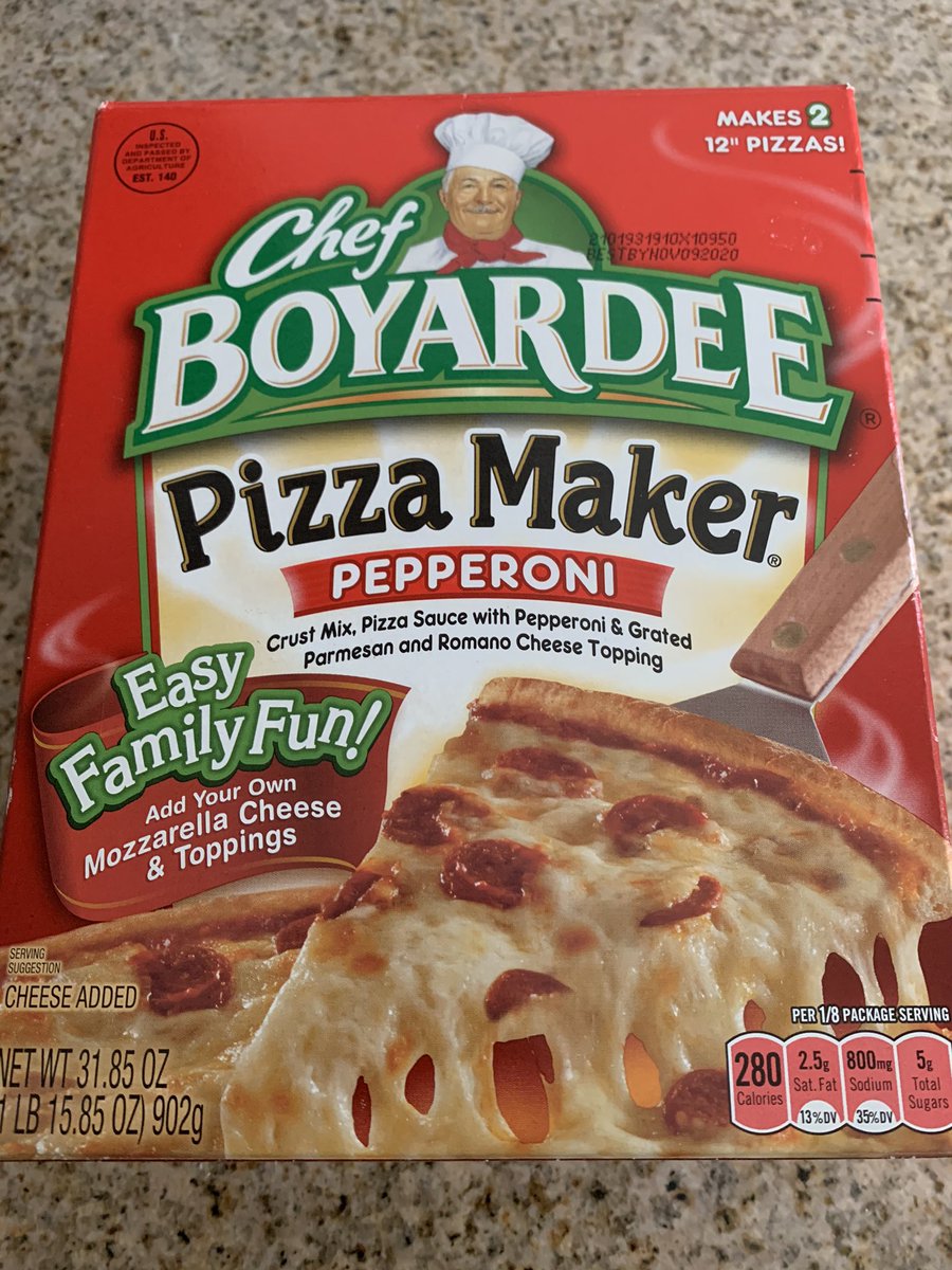 HPEwithMrsOrr's tweet photo. When you take the functional text you read to your students and put it into action! Pizza time! 🍕🤗 #makinglearningrelevant #VBAlwaysLearning @VBFairfieldES @LGrossVB https://t.co/ZPUIaFpfAm