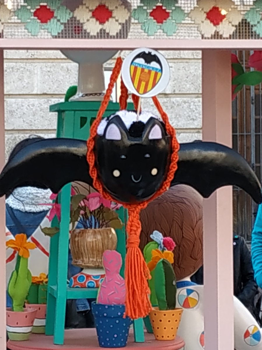 Ruesmo21's tweet image. Hui estem de celebració, un any més per al nostre gran club! Moltes Felicitats! Sempre Amunt! 🦇 #VCFCentenari #VCF101 #SomVCF