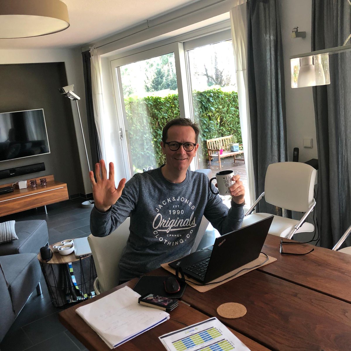 Verantwortung in Zeiten von #Covid19: unsere Mitarbeiter sind im Home Office tätig - mit &amp; ohne Kinder. Somit sind wir weiterhin für Sie da und freuen uns auf neue Projekte rund um #Intralogistik40. Bis dahin: schützen Sie sich und andere, blieben Sie gesund! #identproTRACK #rtls