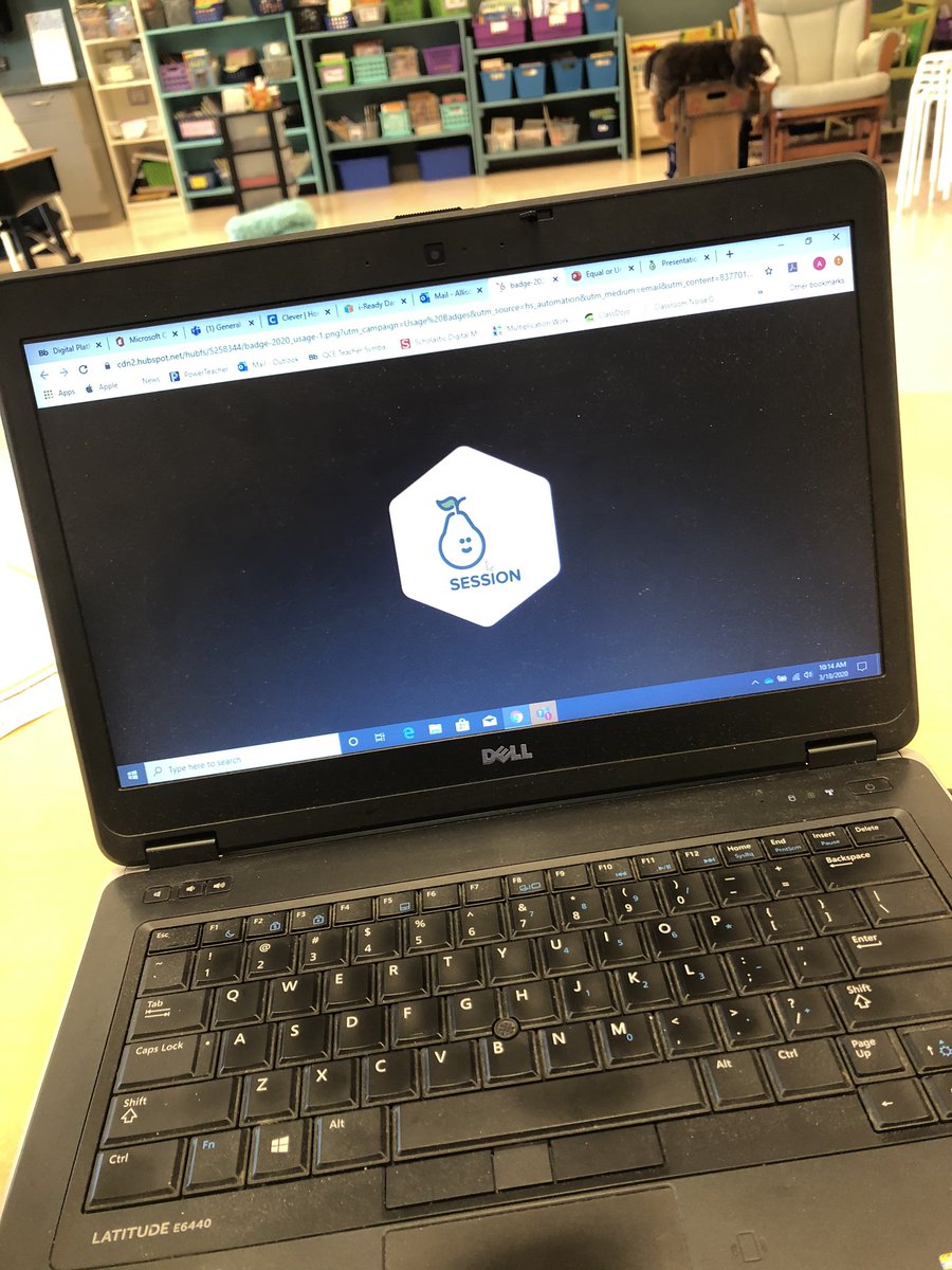 BeachTeachQCE's tweet photo. Session 1 complete! @PearDeck @qcegators #fractions #3rgrade @MicrosoftTeams https://t.co/PS5vgdb4mn