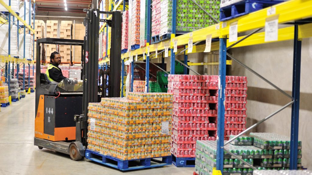 DisneyParks's tweet photo. Disneyland Paris recently donated 15 tons of surplus food inventory to local and national associations in France. Read more: https://t.co/o7VxHtjwBb https://t.co/WVEKkQasr3