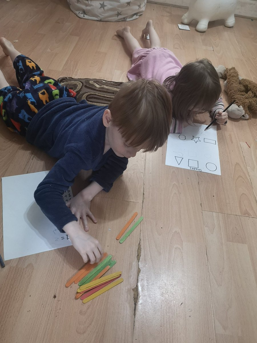 AnnaRob_primary's tweet photo. Still doing some work whilst in isolation ❤️ https://t.co/XoyPlwyDwF