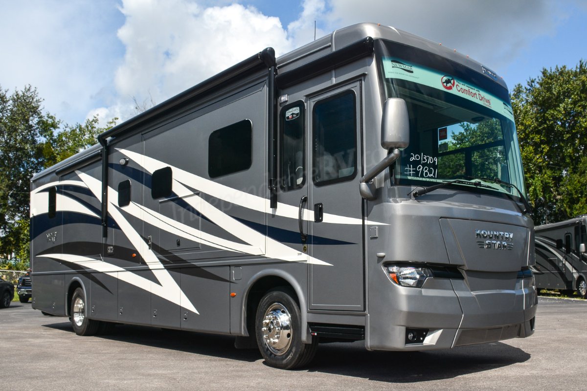 RvIndependence's tweet photo. Bring this brand new 2020 Newmar Kountry Star 3709 diesel pusher motorhome on your next road trip! Click the link to take a look at the exterior and interior as well as the standard and optional features on this specific vehicle. Inventory Stock #9821. https://t.co/PVlTHxoefL https://t.co/6PuwiS1bLO